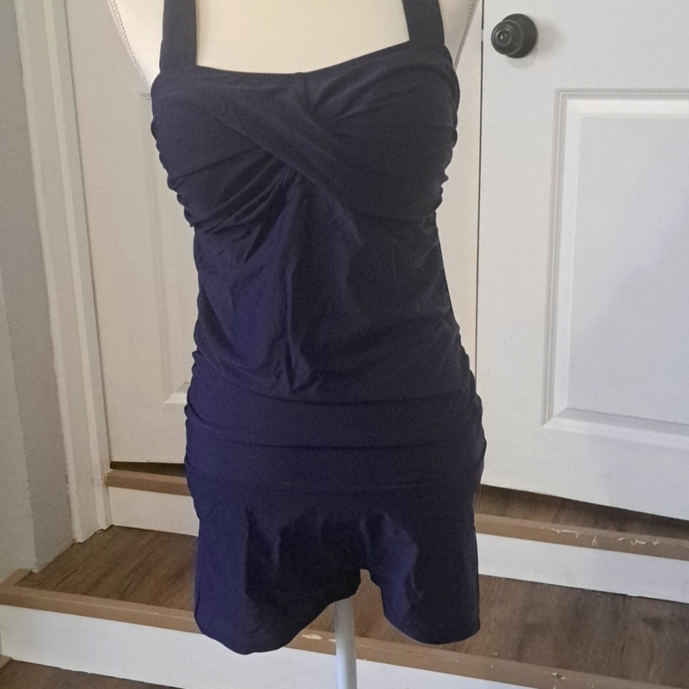 EastElegant Maternity 1 Piece Retro Halter Boyleg Pregnancy Swimwear Large NWT